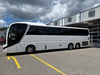 MANB1470_2912905 vehicle image