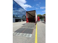 easy3504_2715462 vehicle image