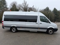 JAQU922_2820492 vehicle image