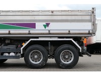 DOLD2821_2921717 vehicle image