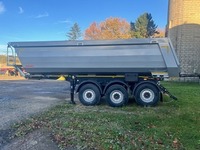 INTG9387_2761001 vehicle image