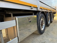 FLEI778_2861325 vehicle image