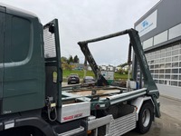 AGRO3463_2738739 vehicle image