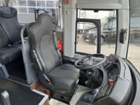 THUR7336_2635046 vehicle image