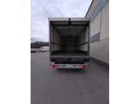 0590025 vehicle image