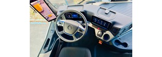 NFBE9310_3017859 vehicle image