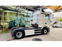 NFBE9310_3017859 vehicle image