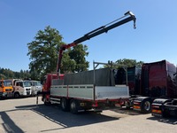 UNIK8334_3036471 vehicle image