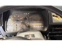 TAMZ4659_2711920 vehicle image