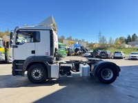 AGRO3463_3046347 vehicle image