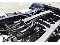 TOC1273_2928449 vehicle image