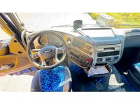 TAMZ4659_2682203 vehicle image