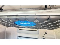 TAMZ4659_2682203 vehicle image