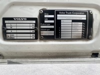 PREI272_2911880 vehicle image