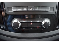 TOC1273_2726020 vehicle image