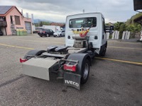 SOMM2698_2757037 vehicle image