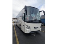 INTE10658_2827163 vehicle image