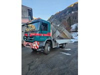 0554025 vehicle image