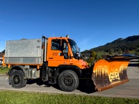 ZAHN195_2744353 vehicle image