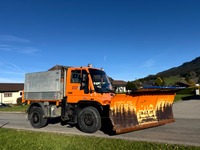 ZAHN195_2744353 vehicle image