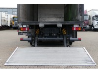 DOLD2821_2735414 vehicle image