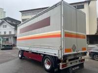 PREI272_2811917 vehicle image