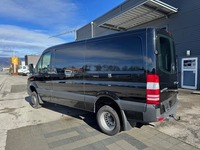 STUD177_2825641 vehicle image