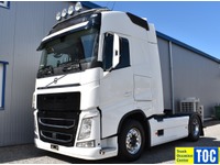 TOC1273_3028075 vehicle image