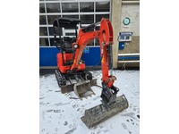 VISI1614_2829351 vehicle image