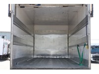 DOLD2821_3016561 vehicle image