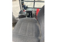 KHAL6078_2747024 vehicle image