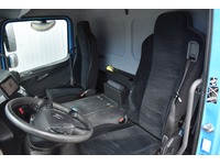 TOC1273_2934262 vehicle image