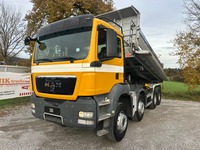 UNIK8334_2749347 vehicle image