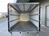 SULG292_2835602 vehicle image