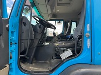 AGRO3463_3026567 vehicle image