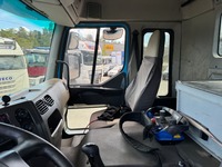 AGRO3463_3026567 vehicle image