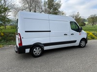 HUTT218_2905649 vehicle image