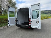 HUTT218_2905649 vehicle image