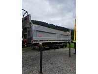 0492025 vehicle image