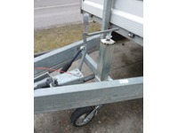 HRB7528_2820348 vehicle image