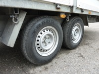 HRB7528_2820348 vehicle image