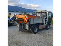 MOUR7947_2717526 vehicle image