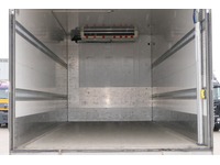 DOLD2821_2694093 vehicle image