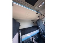 LARA4267_2956804 vehicle image