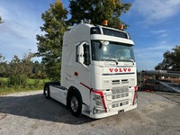 UNIK8334_2731581 vehicle image