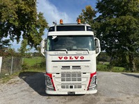 UNIK8334_2731581 vehicle image