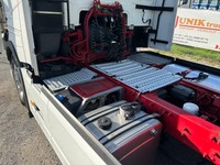UNIK8334_2731581 vehicle image