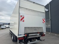 STUD177_3012911 vehicle image