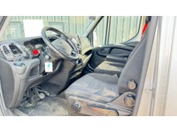 TAMZ4659_2885009 vehicle image