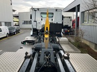 PEMA569_2554595 vehicle image